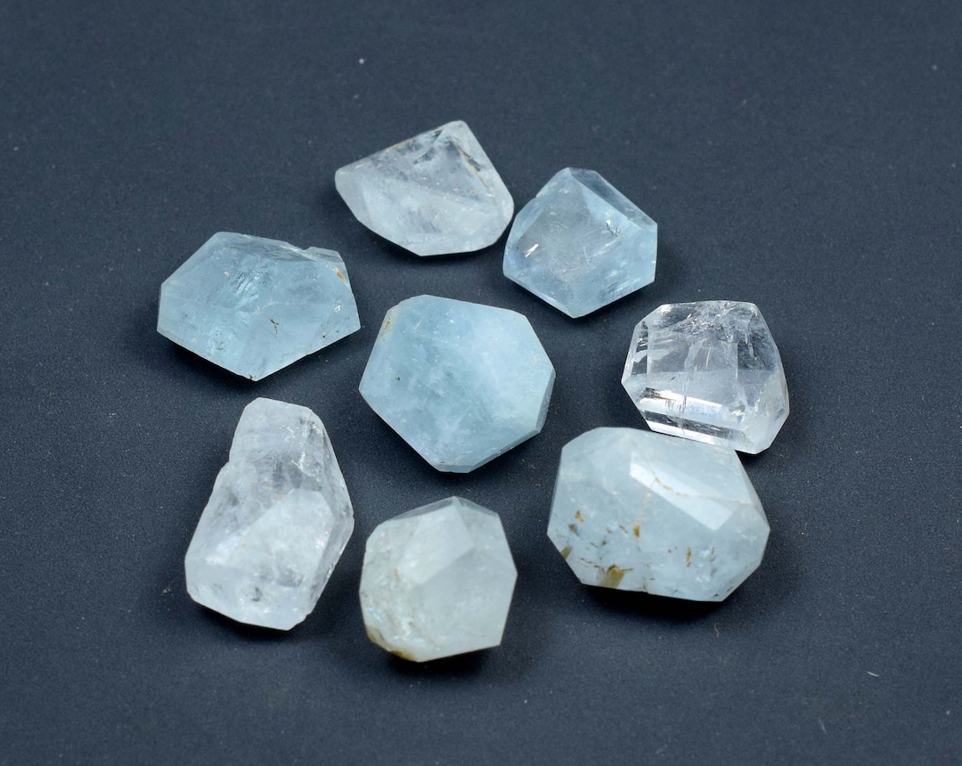 パキスタンのスカルドゥ産アクアマリンビーズ 8 個セット - Etsy 日本