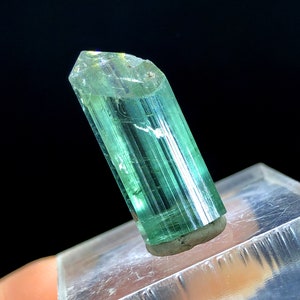 FuraFura2525 ページPt900Green Tourmaline Mint Green Tourmaline Ring in Platinum with Diamonds