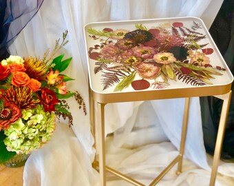 Bridal Bouquet Preservation Side Table With Removable Tray Top
