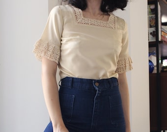 Vintage 70s ivory satin and lace blouse. Vintage but new