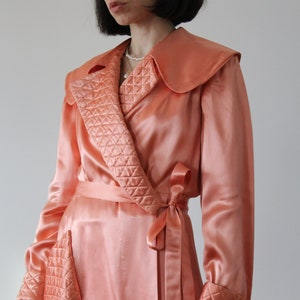 Vestaglia vintage anni &#39;30 - &#39;40 in raso rosa pesca