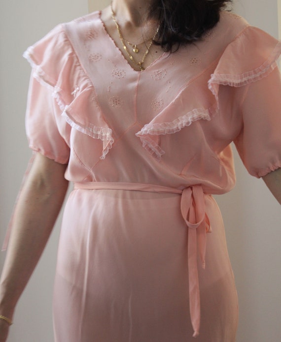 Vintage 40s frilled puff sleeves pastel pink night