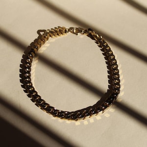 Vintage goldtone chain choker necklace