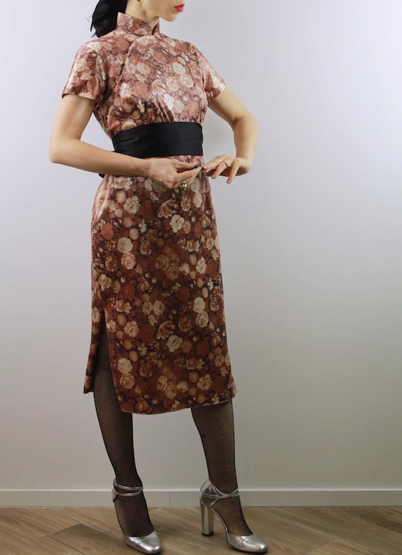 Vintage 60s velvet cheongsam