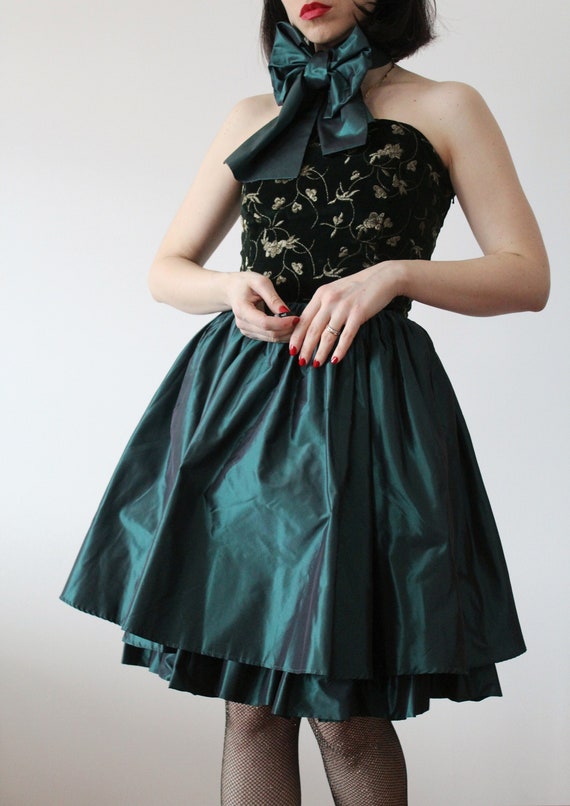 adverteren halfrond Interpersoonlijk Vintage Max Mara Pianoforte Embroidered Velvet and Silk Green - Etsy adverteren halfrond Interpersoonlijk Vintage Max Mara Pianoforte Embroidered Velvet and Silk Green - Etsy