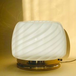 Vintage and rare 60s swirl murano glass table/ground lamp