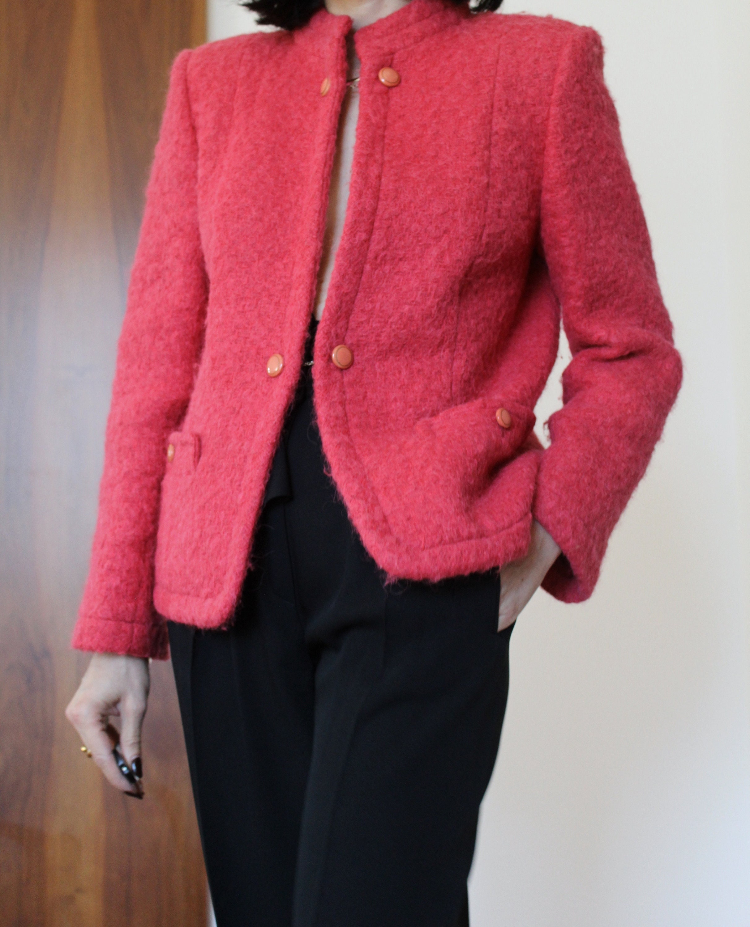 Vintage 70s pure wool shocking Pink blazer
