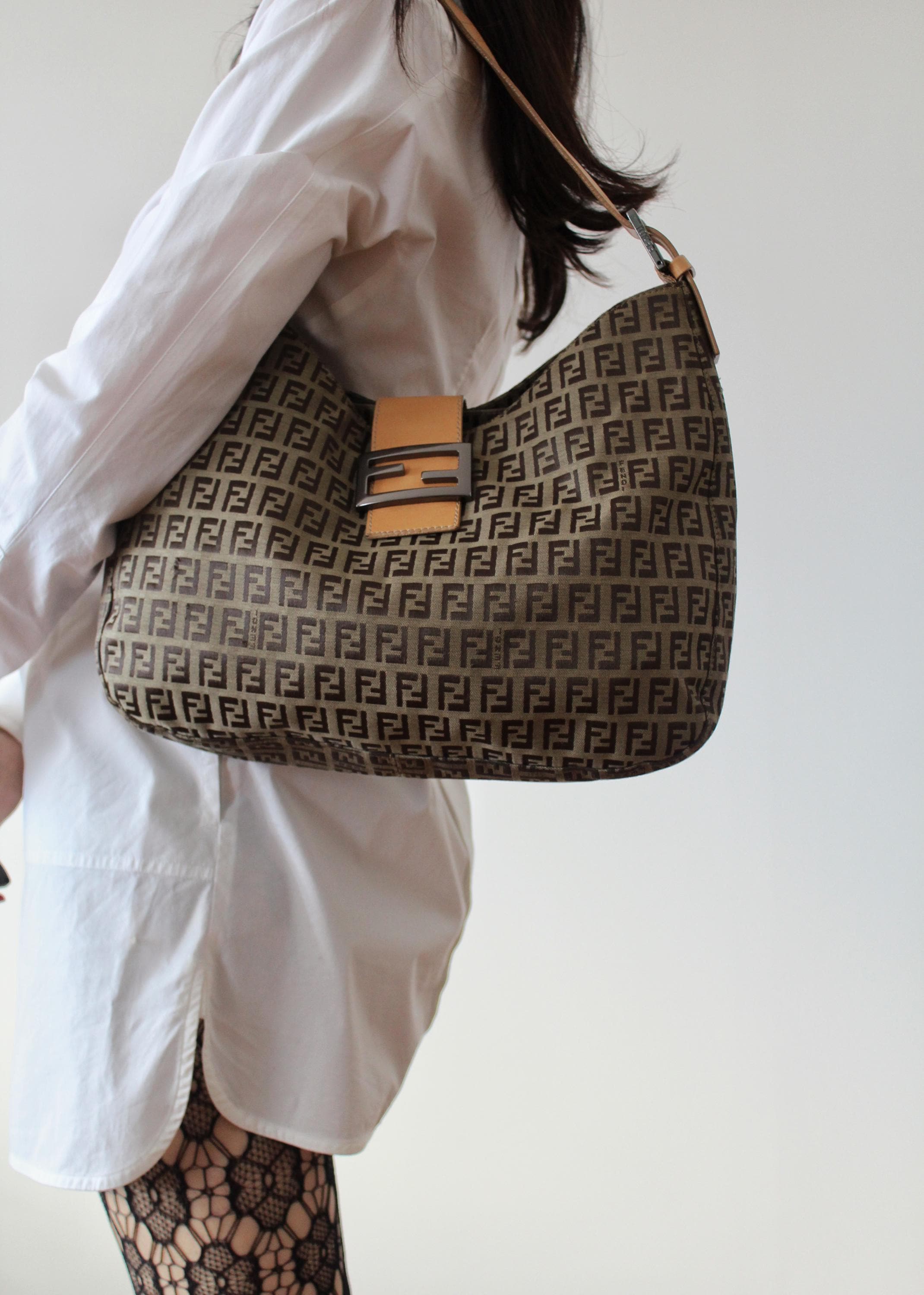 FENDIバッグ フェンディ リュック ピーカブー レザー 7VZ053 FENDI バッグパック 黒