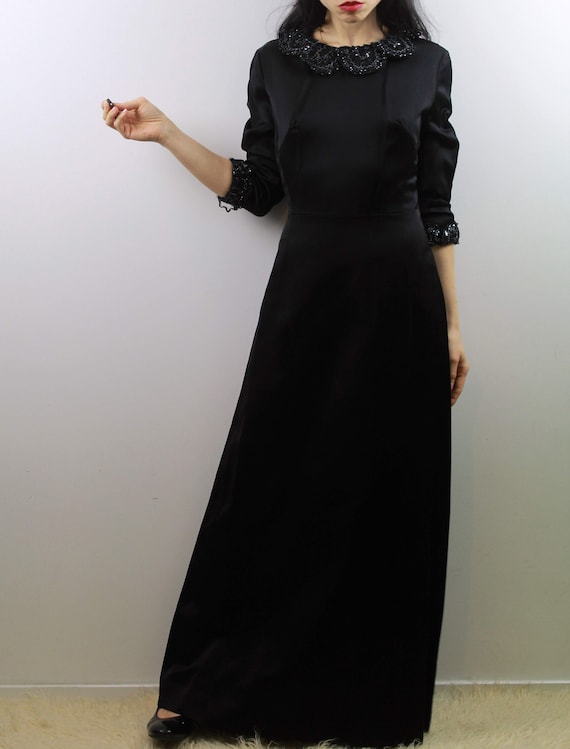 black dress with beaded collar Luxury Couture Beaded Cape Black Fitted Formal Evening Dress