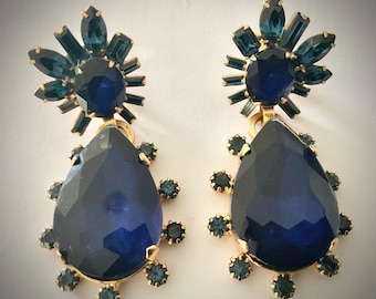 Pendientes Elizabeth Cole en azul real, firmados