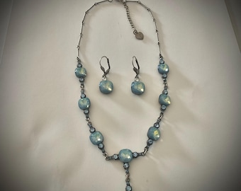 Conjunto de collar y pendientes con diamantes de imitación transparentes y azules de Yoni Z, firmado