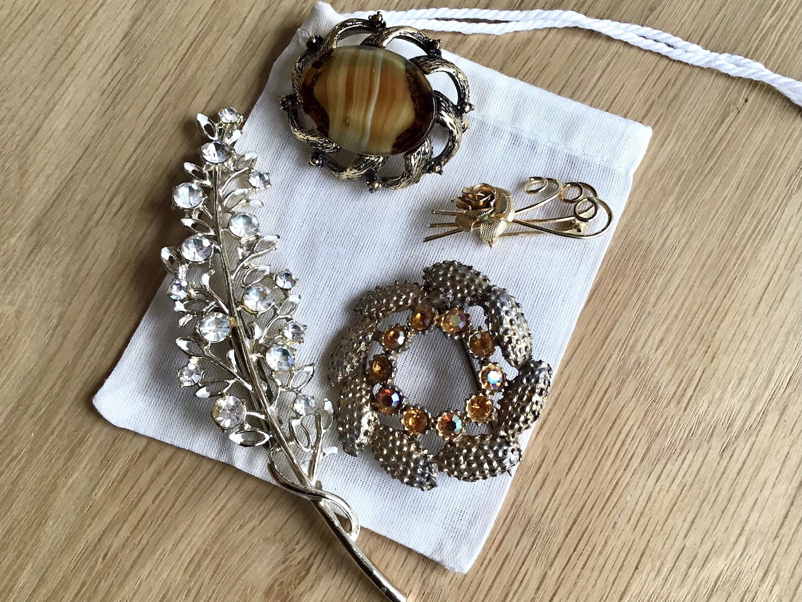 4 Vintage Brooches of Varying Designs. Free UK Postage. Etsy New Zealand