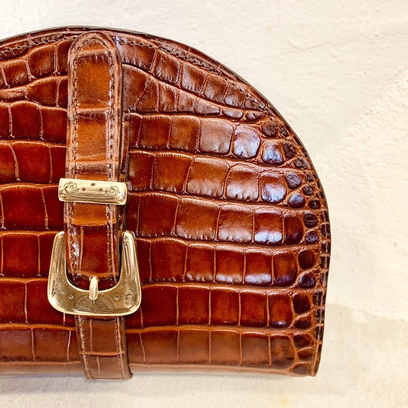 sac original en cuir marron style crocodile