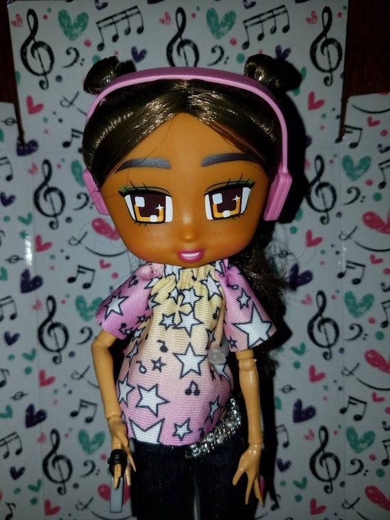 boxy girl doll house