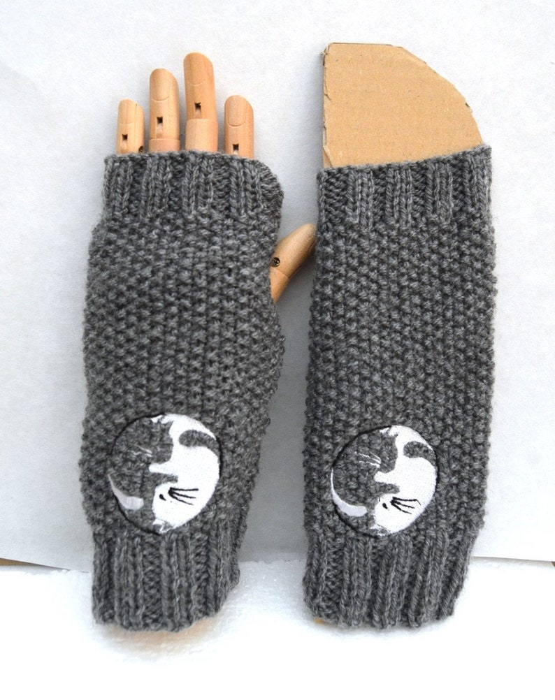 knit grey cats acrylic,21 cm wool fingerless gloves mittens Mittens dark ying yang embroidery; white kittens