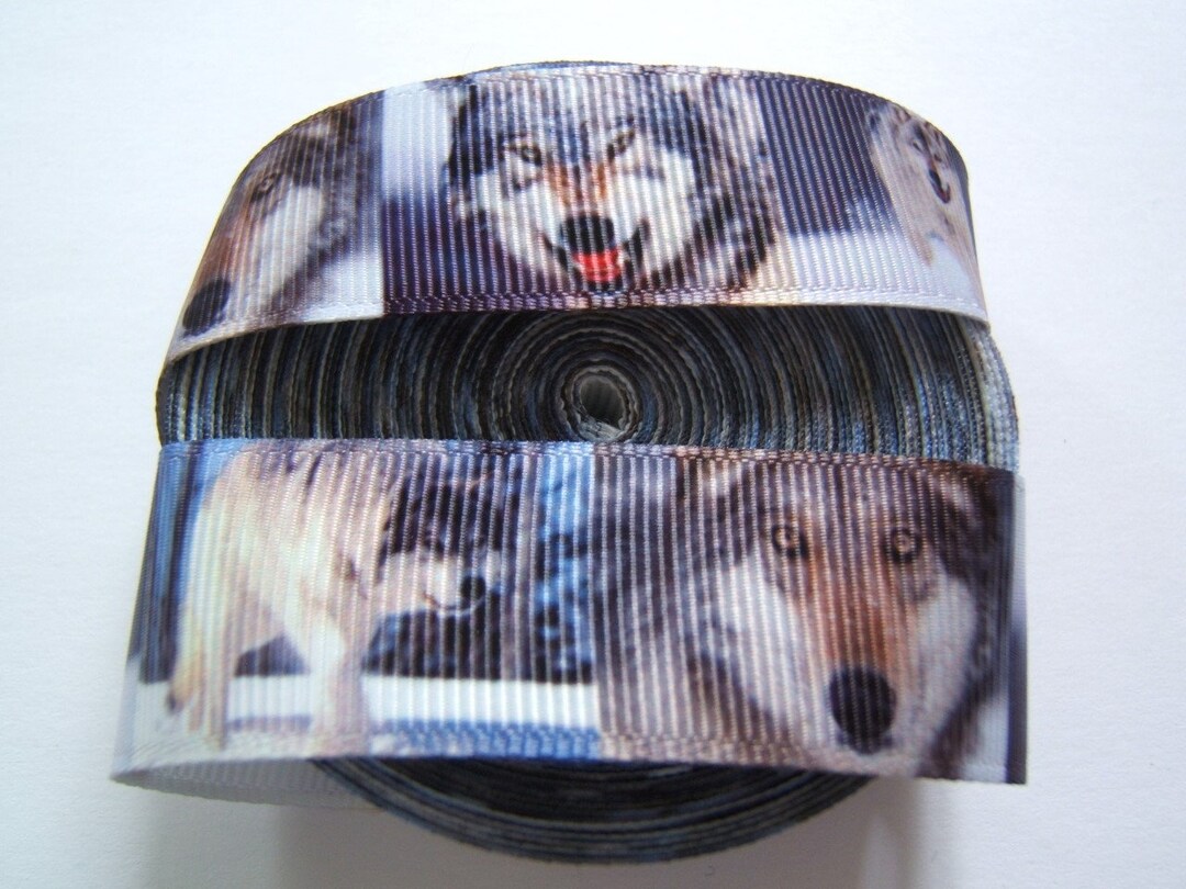 Coarse Grain Ribbon, Wolves, Wolf Packs, White Wolves, Brown Wolves ...