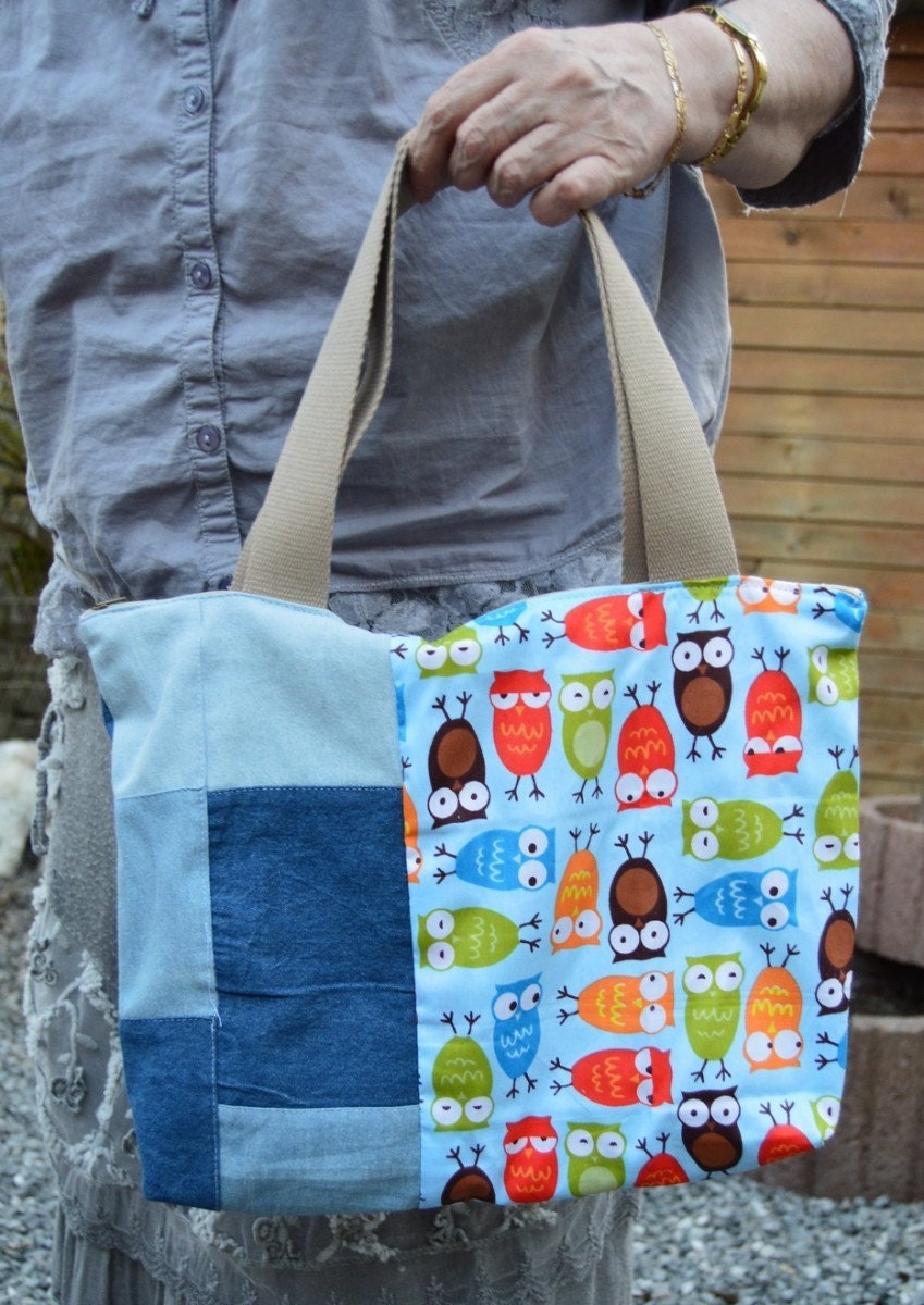 sac a main coton hiboux  , jeans ,  doublé ,  fermé  , avec tirette  , 37/25/7cm , cot