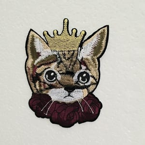 gouden kroon kattenpatch, opstrijkborduurwerk, 15 cm