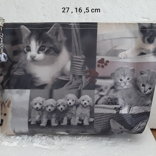 trousse maquillage /trousse de toilette / coton enduit , pochette , chiens , chats , pvc,  27/16/5cm