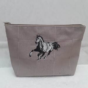 toiletry bag cotton horse galloping, beige cotton, embroidered horse, lined pull, 25/16/6cm