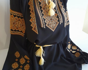 Embroidery. Ukrainian traditional embroidered shirt. XXS-5 XL.