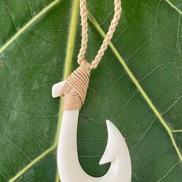 Maori Hei Matau New Zealand Fish Hook Buffalo  Bone Necklace Choker with Adjustable Cotton Cord