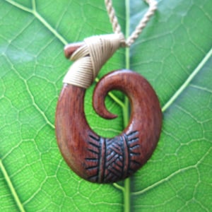 Natural Koa Wood Hawaiian Jewelry Carved Fish Hook Maori Pendant