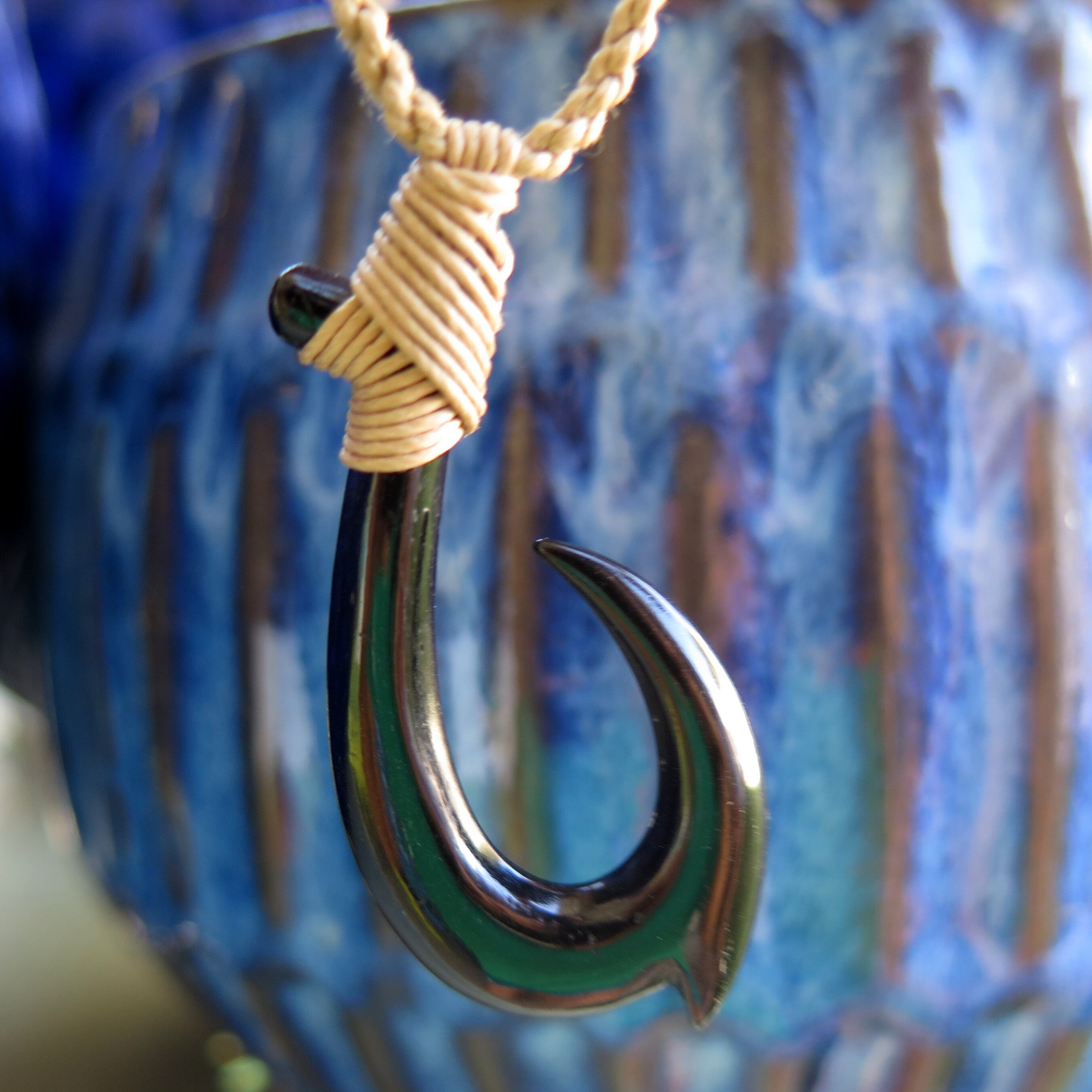 Maori Hei Matau New Zealand Fish Hook Bone Necklace With
