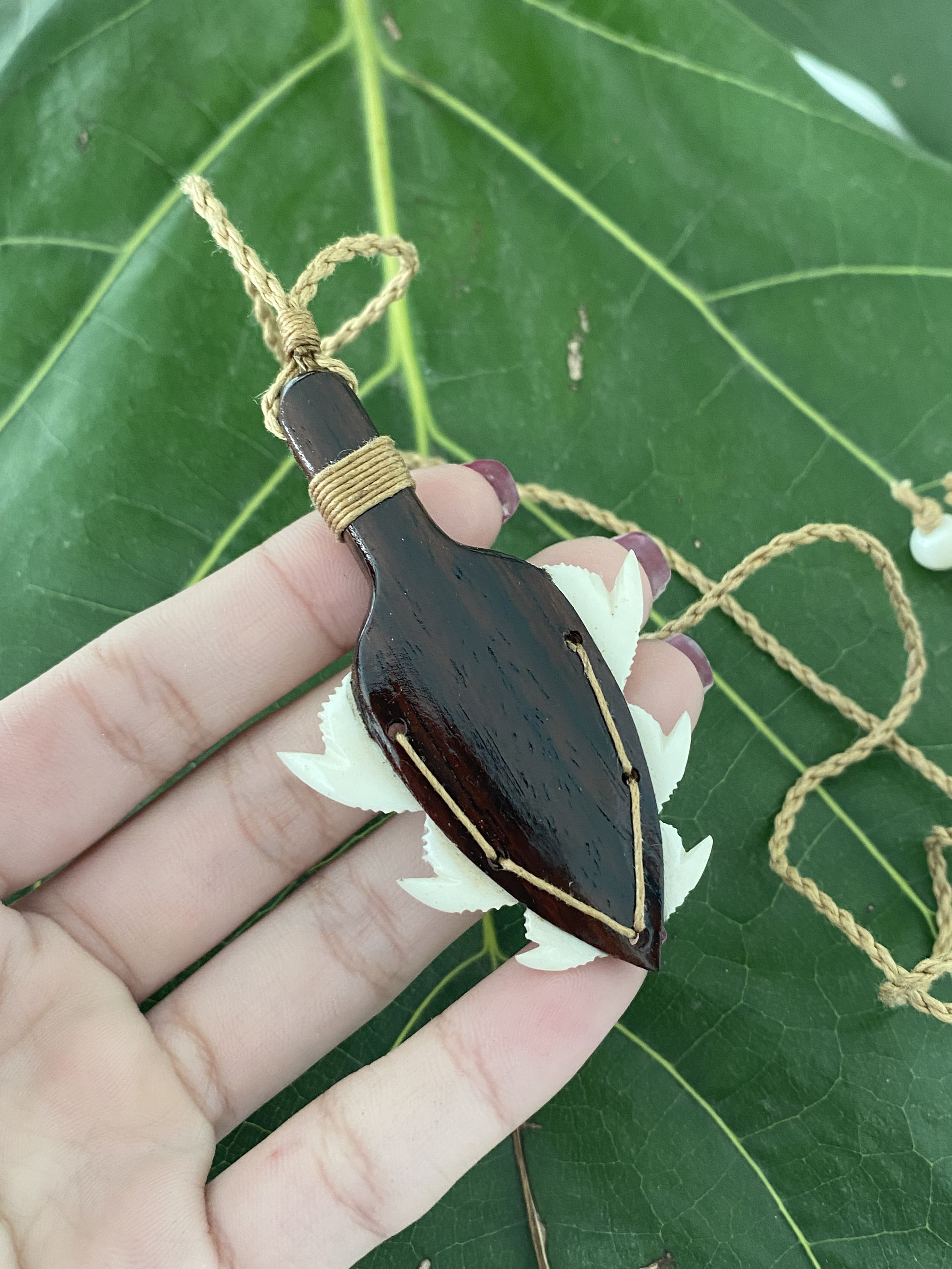 Leiomano - Etsy 日本