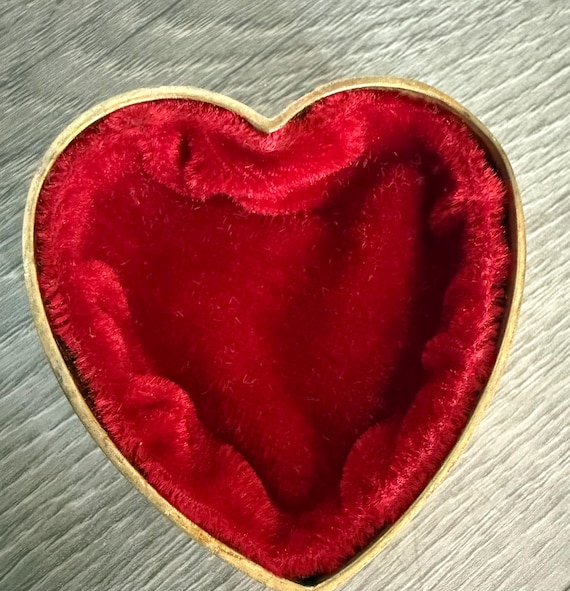 Vintage/ New/ Solid Brass/ Trinket Box/ Things Re… - image 4