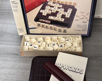 Vintage / 1983 / UPWORDS / Ein 3-dimensionales Wortspiel / Milton Bradley / Komplett / Guter Zustand