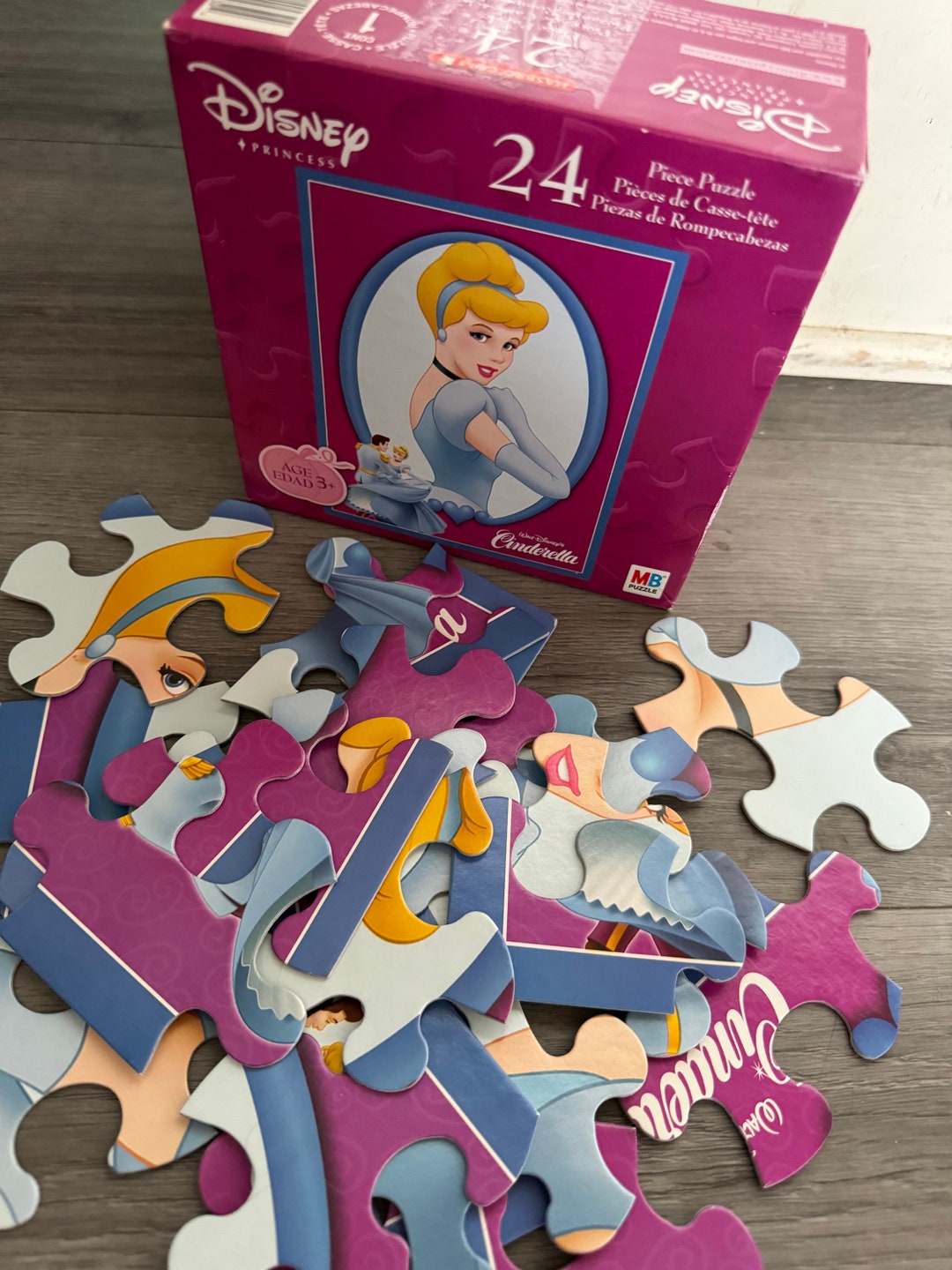 Vintage/ 2005/ Disney/ Princess/ Puzzle/ Cinderella/ Puzzle