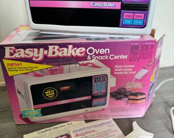 Vintage/ 1992/ Easy Bake/ Oven/ Snack Center/ Kenner/ Made in USA/ Good Condition/ Oven, Instructions and Pan Pusher ONLY