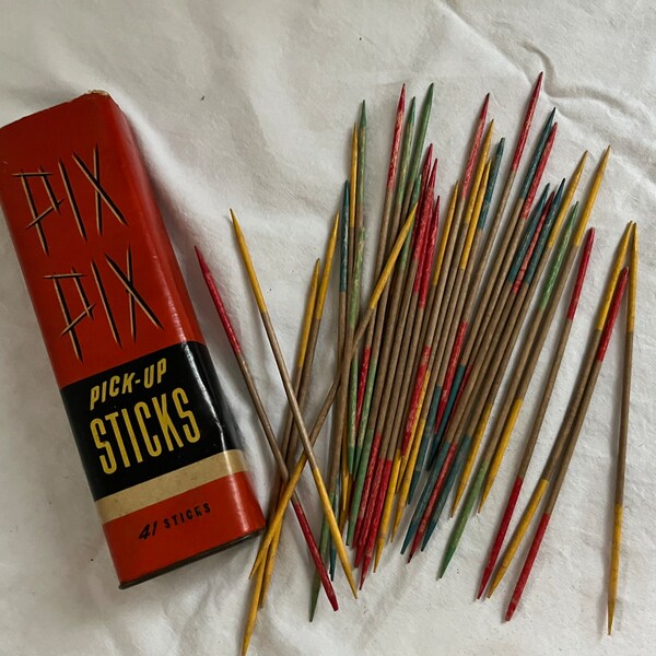 Vintage/ Pix Pix/ Pick Up Sticks/ No 2903/ Whitman Publishing Co/ Made in USA/ Fair Condition