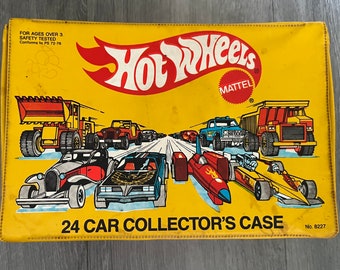 At Auction: Vintage 1998 Hot Wheels Carrying Storage Case 48 Car Organizer  With Vintage Cars