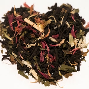 Peppermint Vanilla Black Tea / Christmas Tea / Holiday Tea / Loose Leaf Tea / Winter Tea / Gut Tea / Tea Gift / Father's Day
