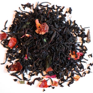 Raspberry Black and White Tea / Loose Leaf Tea / Fruit Tea / Raspberry Tea / Tea Gift / Birthday Gift / Father&#39;s Day