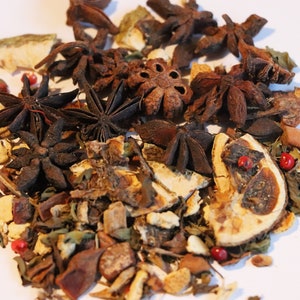 Tulsi Blend Herbal Tea / Immune Tea / Loose Leaf Tea / Herbal Tea / Caffeine Free Tea / Holy Basil Tea / Adaptogen Tea