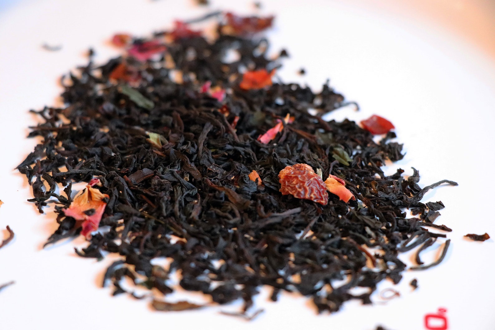 Raspberry Black Tea and White Tea / Loose Leaf Tea / Fruit Tea | Etsy