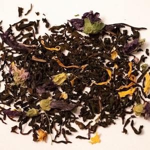 Creamy Hazelnut Vanilla Black Tea / Loose Leaf Tea / Gourmet Tea / Hazelnut Tea / Dessert Tea