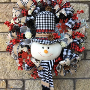 Snowman wreath, Snowman Christmas wreath, buffalo plaid Snowman wreath, front door decor, home decor, red and black Snowman wreath decor