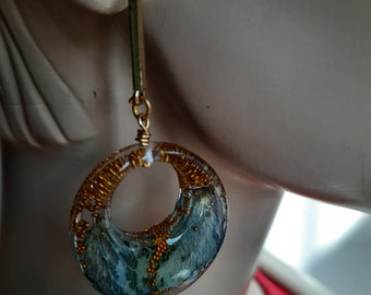 押し花樹脂イヤリング：ボタニカルジュエリー