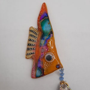 Glücklicher Fisch Brosche, Tuschemalerei Harz Brosche, Unisex Brosche, Cloisonne Brosche, Geschenkideen, Geschenk für Kinder, Handgemachte Geschenke,