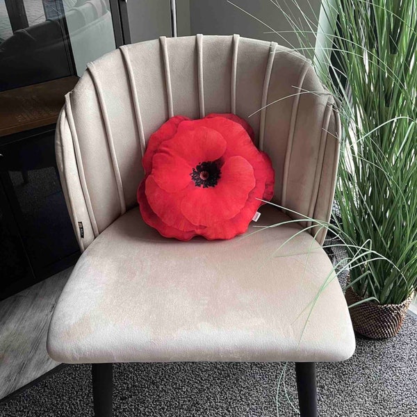 Red poppy pillow / small size red poppy pillow / red poppy cushion / wildflower / red flower pillow / red poppies