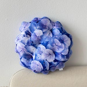 Blue Hydrangea small pillow / Hydrangea flower cushion / flower pillow / Farmhouse decor / Hydrangea love / Hydrangea flowers