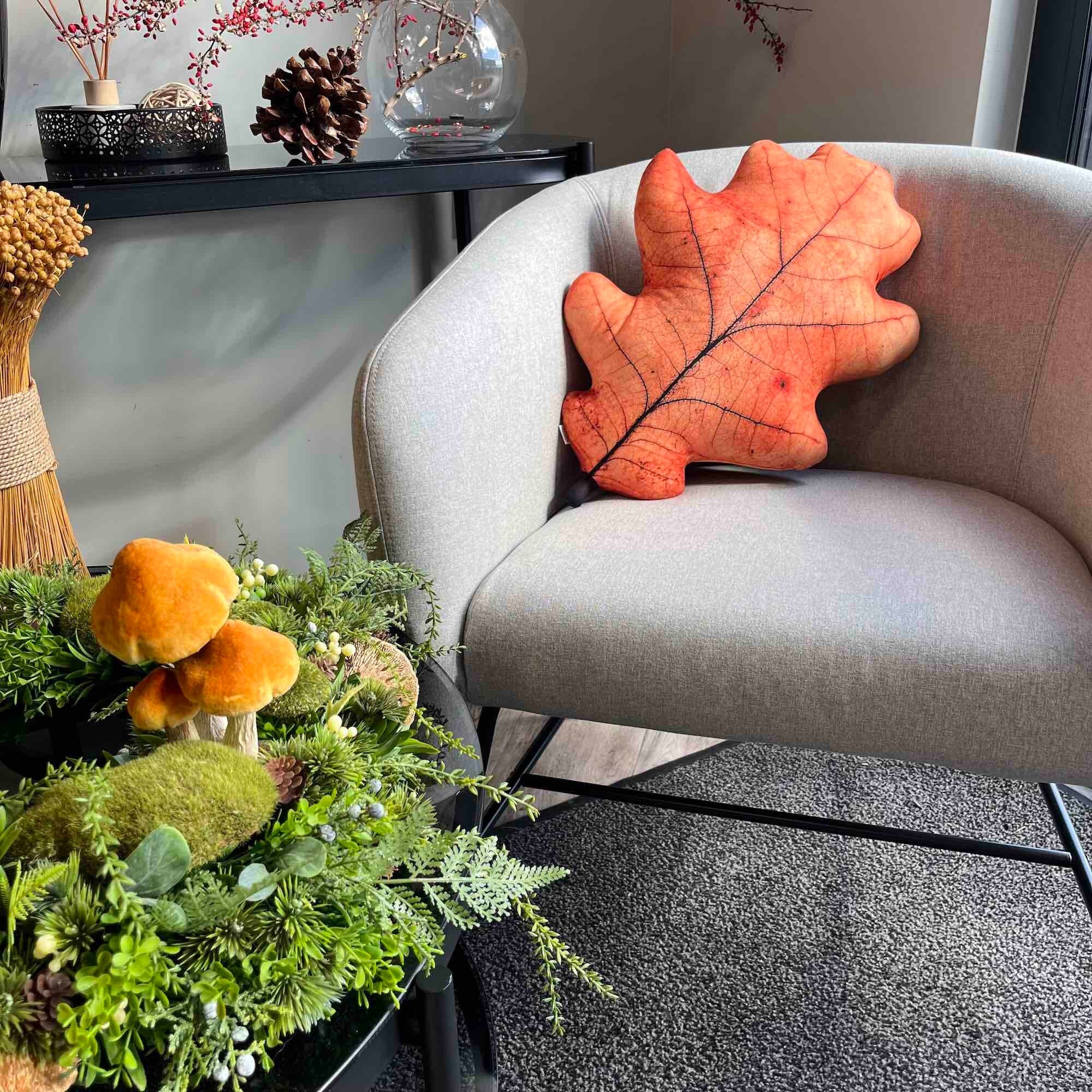 Fall top couch pillows