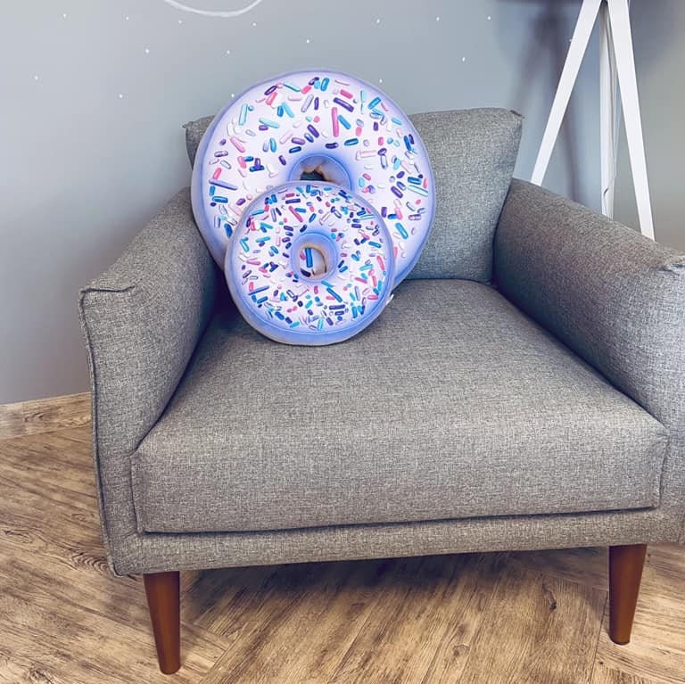 TOYHOEZ Firmly Stitched 3D Sprinkled Glow-in-The-Dark Lifellike Donut  Pillow - Decorative Cushion [Light Duty] Progressive Music Lovers & Stylish  Cozy