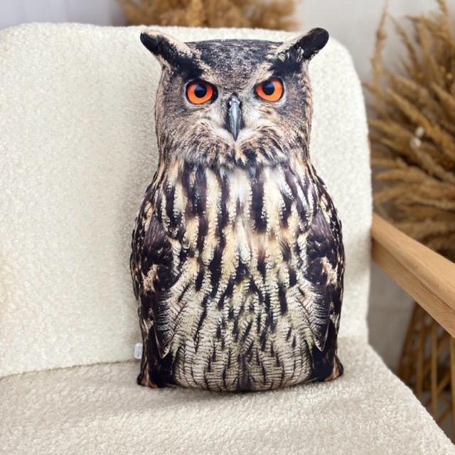 Eagle Owl Pillow Bubo bubo / owl pillow / bird pillow / wild animal pillow / woodland decor / owl lo