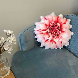 Dahlia flower pillow / flower pillow / dahlia cushion / botanical pillow / garden flower pillow / flower shaped pillow