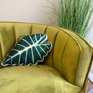 Alocasia Polly pillow / alocasia plant / leaf pillow / plant pillow / plant lover gift / alocasia cushion / leaf pillow
